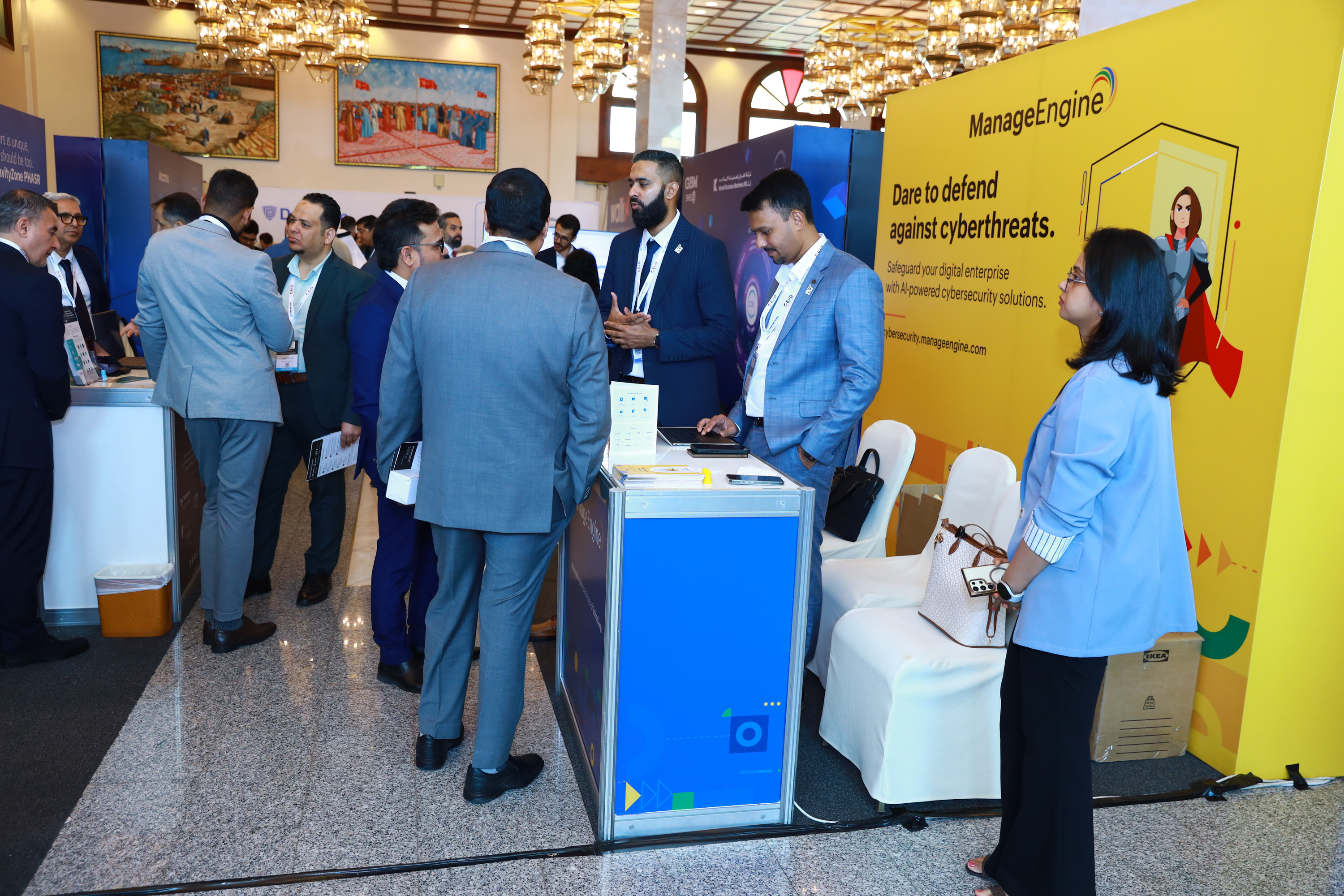 Networking at an exhibitor stand